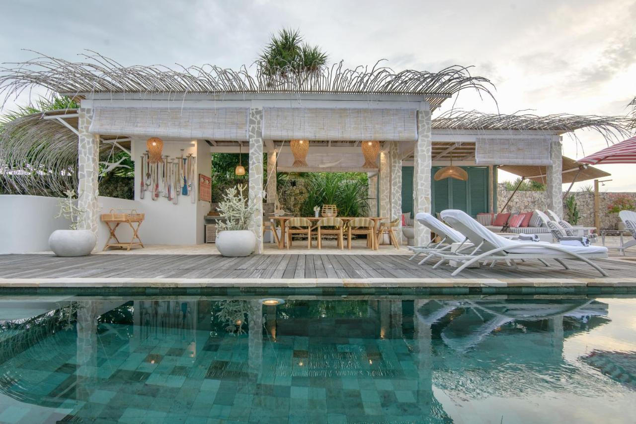 Driftwood Villas Lembongan Экстерьер фото