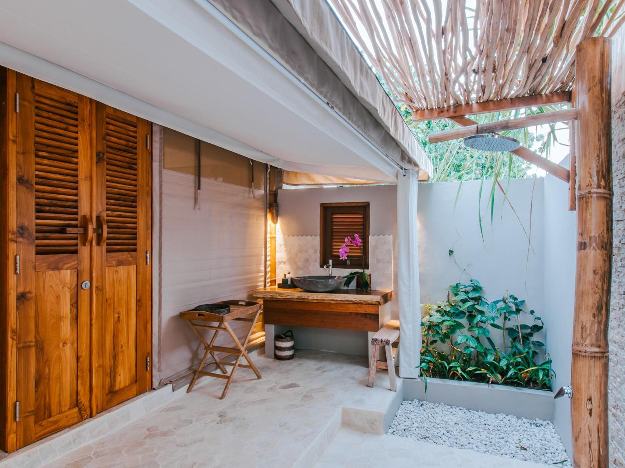 Driftwood Villas Lembongan Экстерьер фото